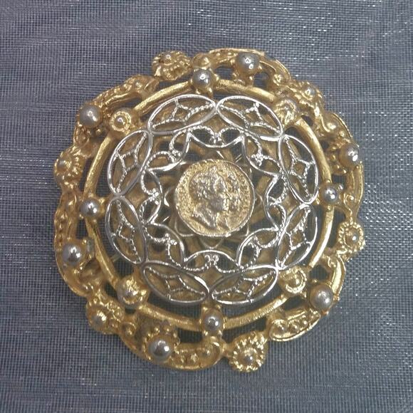 Etruscan Medallion Brooch Pin Vintage Napoleon Coin Round Open Work Filigree - Picture 7 of 10